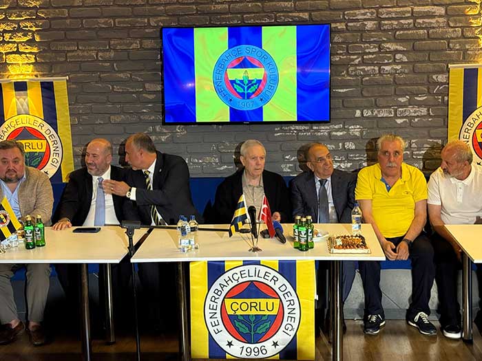 AZIZ-YILDIRIM-IKI-SANTRFORLA-GORUSUYORU_1