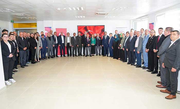 Ergene’de Bayramlaşma Programı 1 BASKAN TOPAK ERGENE PROTOKOLU ILE BAYR 1