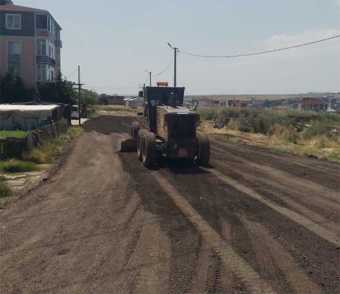 Ergene’de Yol Çalışmaları Hız Kazandı 1 Ergenede Yol Calismalari Hiz Kazandi2