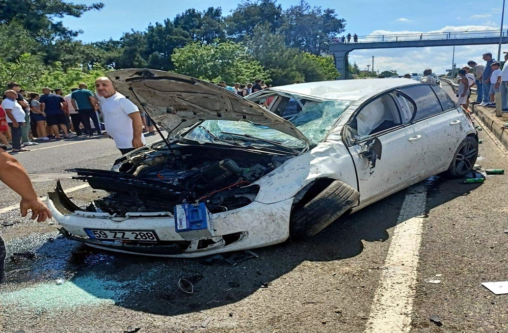 Genç Çiftin Mutluluğuna Kaza Gölgesi 1 Genc Ciftin Mutluluguna Kaza Golgesi1