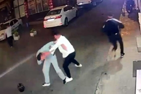 Lastiği Patlayan Motosiklet Savruldu 2 thumbnail